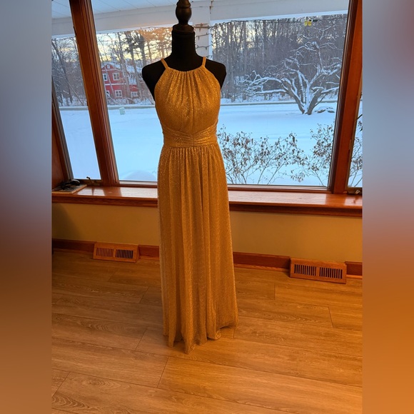 Vince Camuto Gold Maxi Dress - Picture 2 of 8